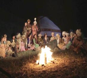 Ауыл кешін көңілді еткен ұлттық ойындар