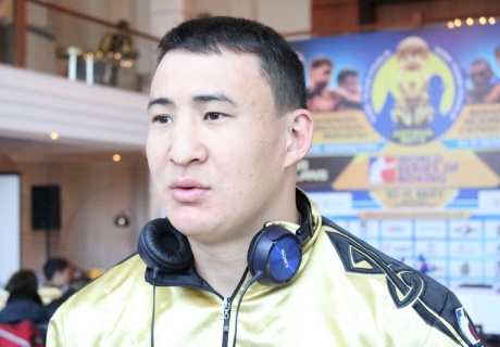 WSB. Руслан Мырсатаев жеңіс биігінен көріне алмады