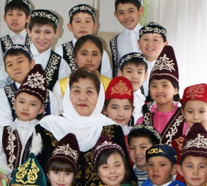 110 баланың анасы – Тұяқ Есқожина