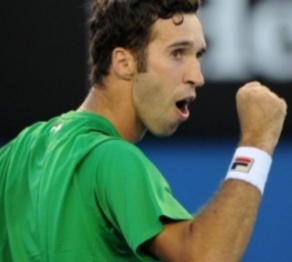 Казахстан повел во встрече Кубка Дэвиса со сборной Бельгии