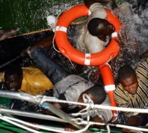 Кеме апатынан 42 адам қаза тапты