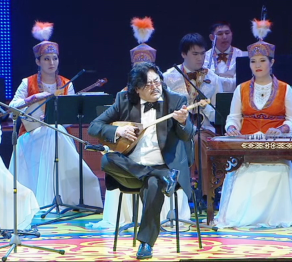 Секен Тұрысбектің шығармашылық кеші – Ұлттық арнада