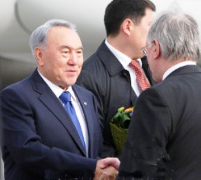 Елбасы Нұрсұлтан Назарбаев жұмыс сапарымен Минскіге келді