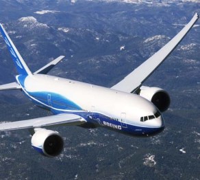 Жоғалған Boeing-777 бортындағы барлық адам күдіктілер қатарында
