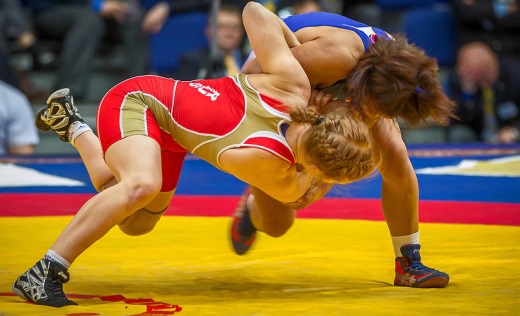 Акмолинская спортсменка завоевала золотую медаль на чемпионате Азии по борьбе