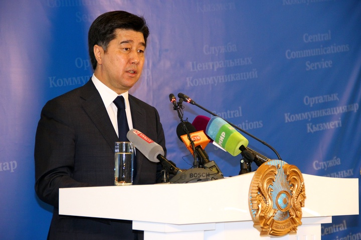 Әлихан Бәйменов бүгін журналистер сауалына жауап береді