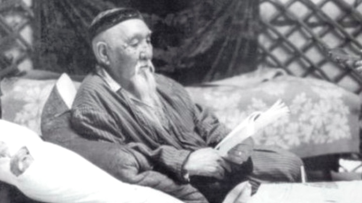 «Замана бұлбұлдары» Кенен Әзірбаев туралы сыр шертеді