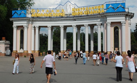 Алматыда Орталық саябақтың абаттандырылуына байланысты пресс-тур өтеді