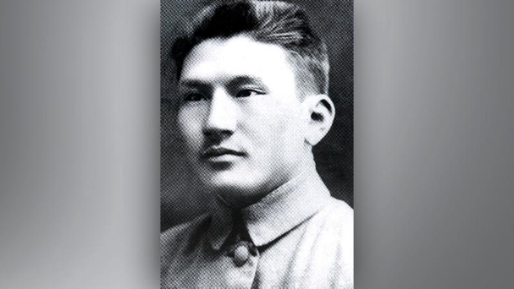 Бүгін – Сұлтанбек Қожановтың туған күні (ФОТО)