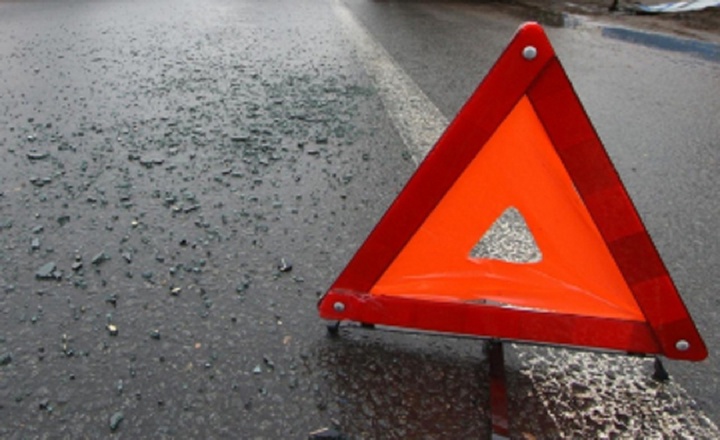 Алматыда автобус апатқа ұшырап, 14 адам жапа шекті