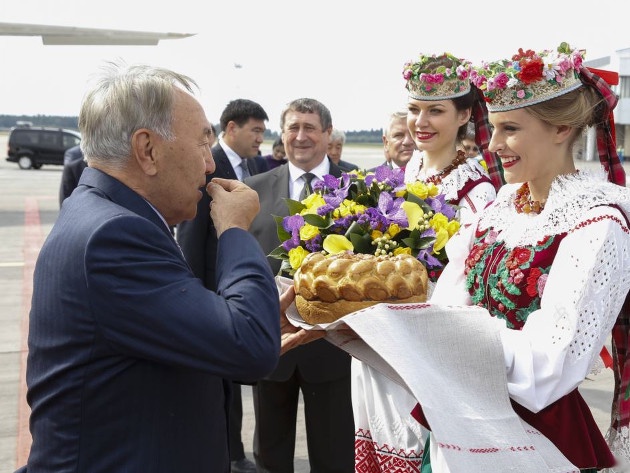 Елбасының Беларусь Республикасына жұмыс сапары басталды