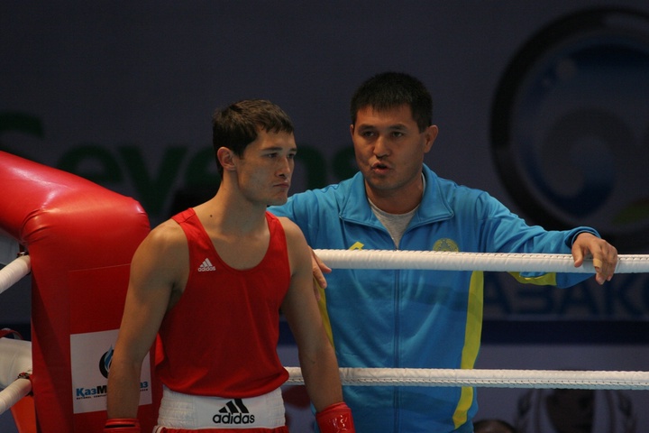 APB Pro boxing. Біржан Жақыпов алғашқы жекпе-жегін өткізді