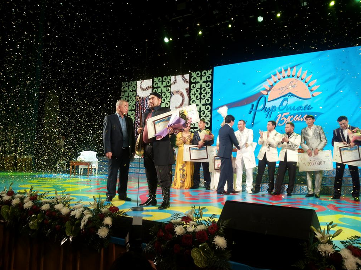 «Алтын домбыра» иесі айтыскер ақын Балғынбек Имашев