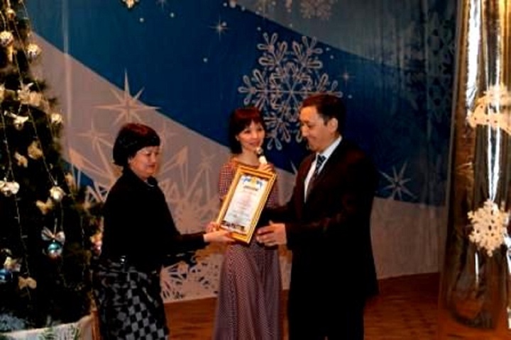 Екібастұз қаласында мемлекеттік қызметшілер марапатталды