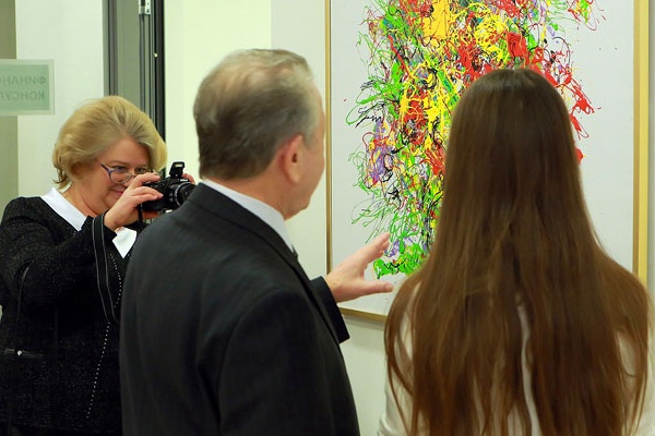 Астанада Қазақстан-Франция картиналарының көрмесі өтуде