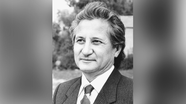 Қадыр Мырза Әли - қазақ поэзиясының ойшыл ақыны