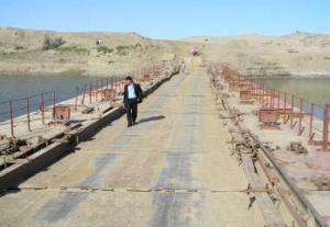 Сырдария өзені арқылы өтетін екі көпір бұзылады