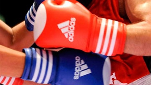 Казахстанский боксер-профессионал Эюбов будет выступать за Азербайджан