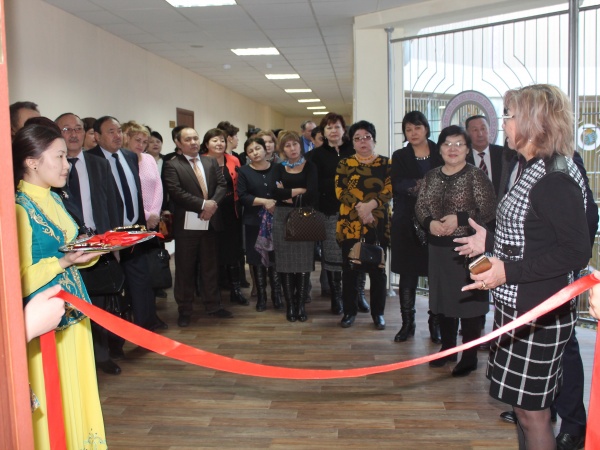 Елордада Ілияс Есенберлиннің 100 жылдығына арналған ғылыми-практикалық конференция өтті