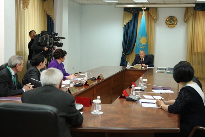 Н.Назарбаев Қазақстан Республикасының Президентіне үміткер ретінде мемлекеттік тілден сынақ тапсырды (ФОТО)