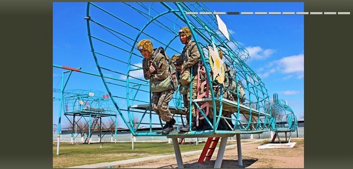 «Арай» тобының жігіттері «Әскердегі бір күн» акциясына қатысты