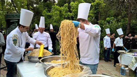 В Алматы приготовили 687 килограммов лагмана