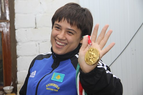 Қазақстандық палуан қыздар Азия чемпионатында бір күміс пен үш қола медаль жеңіп алды