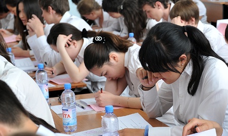 Жамбыл облысында мектеп түлектерінің 67,6 пайызы ҰБТ тапсырады