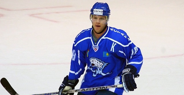 «Барыс» второй раз обыграл «Давос» 5:2