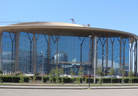 Елбасы Нұрсұлтан Назарбаев «Барыстың» жаңа аренасының ашылуына қатысты