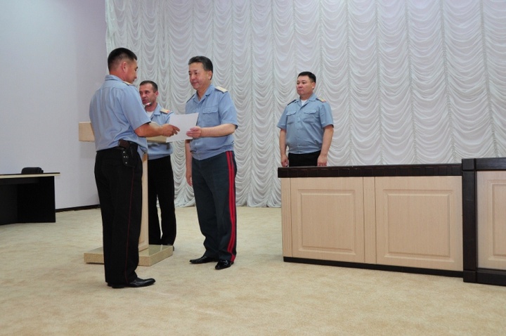 Награждены лучшие военные полицейские Казахстана