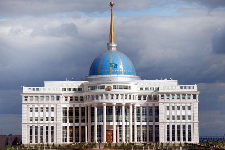 Елбасы Қазақстанға ресми сапармен келген Пәкістан Ислам Республикасының Премьер-министрі Наваз Шарифпен кездесті
