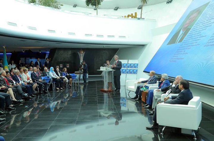 Елбасы кітапханасында «Қазақстан тренді: тоталитаризмнен демократиялық және құқықтық мемлекетке» кітабының тұсаукесері өтті