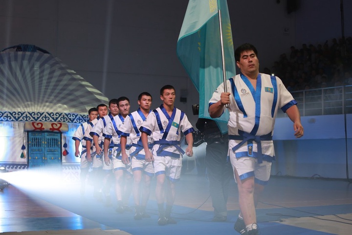 Сборная Казахстана – чемпион «Евразия Барысы-2015»