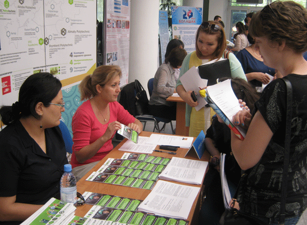 Елордада мүмкіндігі шектеулі жандарға арналған бос орындар жәрмеңкесі өтеді