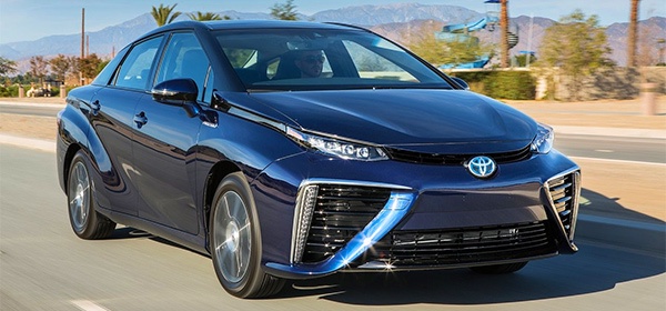 Toyota откажется от выпуска бензиновых автомобилей к 2050 году