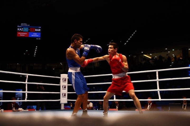 Данияр Елеусінов бокстан Әлем чемпионатының күміс жүлдесін иеленді