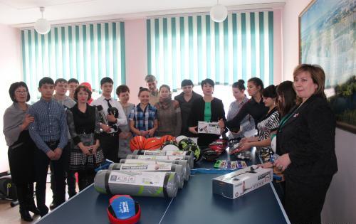 Керекуде «Қамқорлық» республикалық акциясы аясында 2000-ға жуық балаға көмек көрсетілді