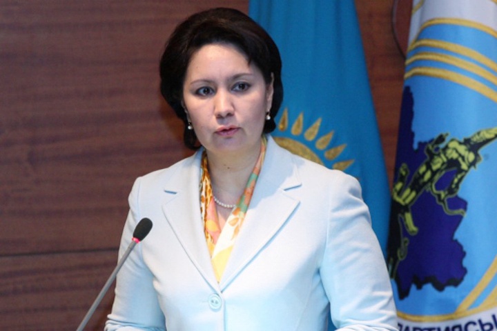 Мемлекеттік хатшы Гүлшара Әбдіқалықова  Тәуелсіздіктің 25 жылдығына арналған жастар форумына қатысты