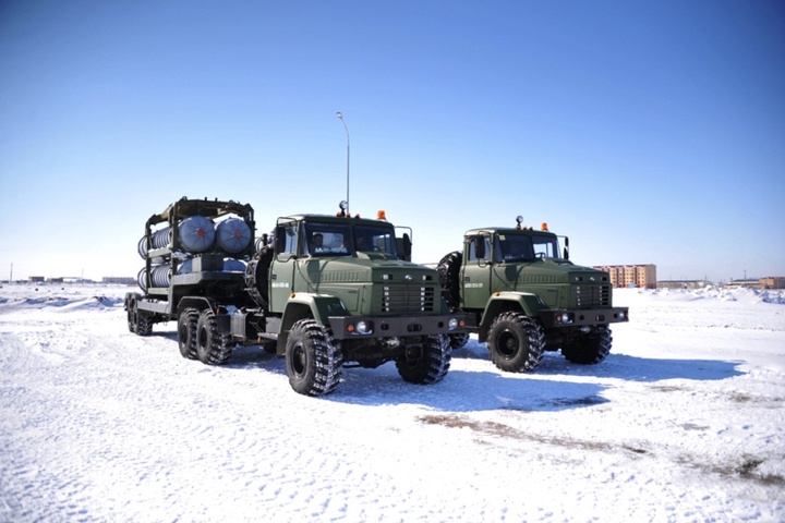 Қазақстан Қырғыз Республикасына өтеусіз негізде атыс қарулары мен әскери техникалар береді