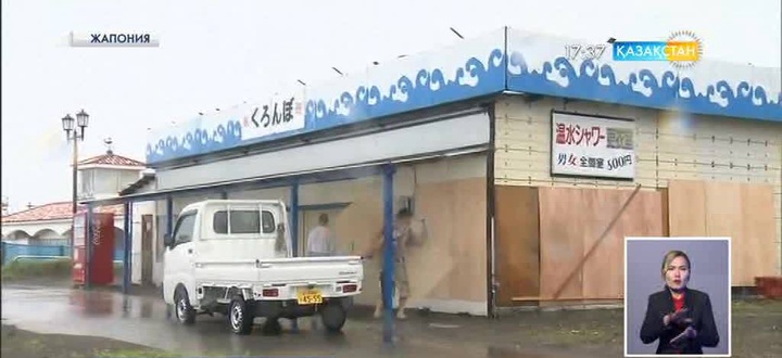 Токиода тайфун салдарынан теміржол және әуе қатынасы тоқтап қалды 