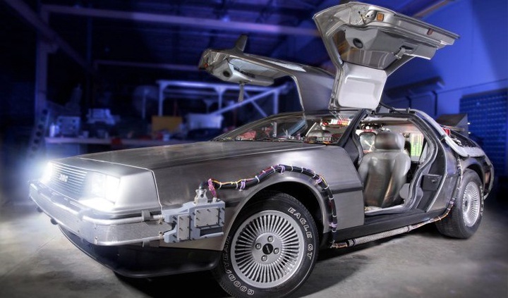 «Болашаққа оралу» фильміндегі көлік музейге қойылмақ