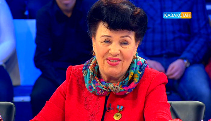 «Дара жолда» - айтыскер ақын Надежда Лушникова