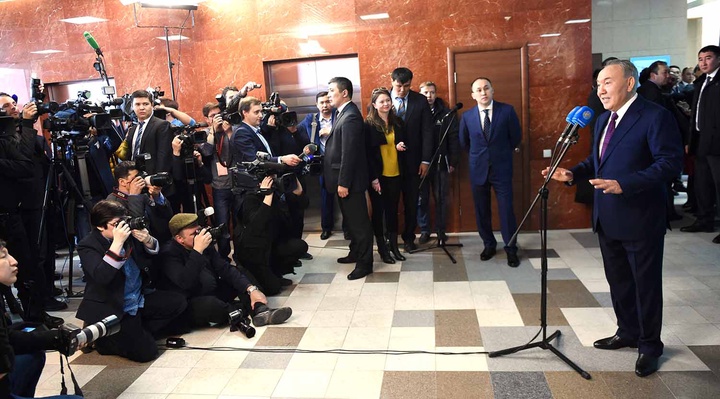 Н.Назарбаев:  Дағдарысты еңсеру үшін дайындығы жоғары және істі білетін депутаттар қажет