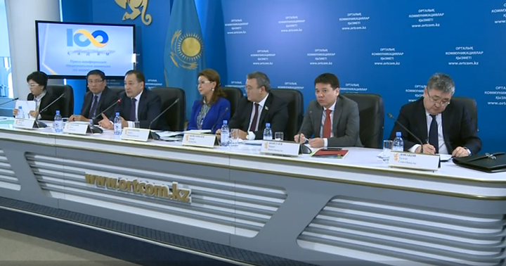 Мемлекеттік қызметкерлер арасынан жергілікті полиция ғана смартфон ұстайды