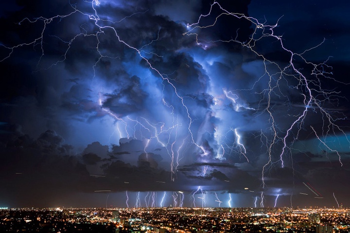 Бангладеште екі күнде найзағай түсіп 50-ден астам адам қаза тапты