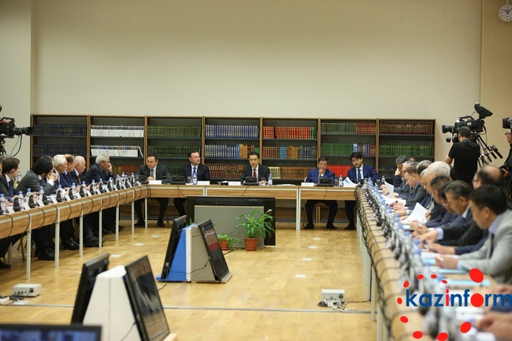 Жер реформасы жөніндегі комиссияның екінші отырысы өз жұмысын бастады