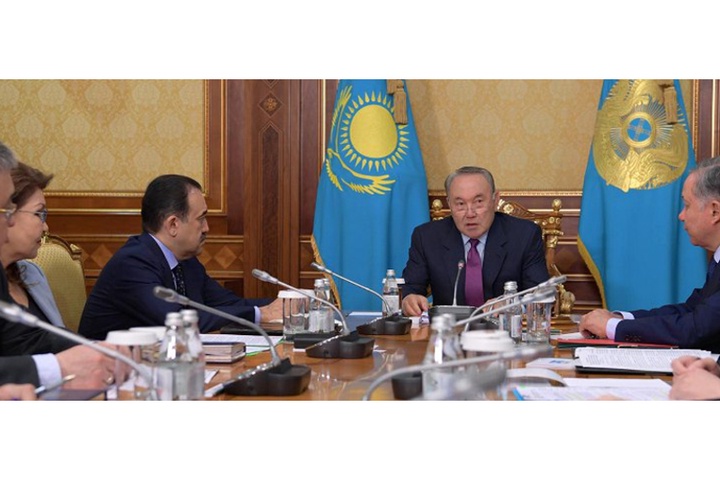 Президент Қазақстанның экономикалық өсімін ынталандыруға қосымша 240 млрд. теңге бөлуді тапсырды