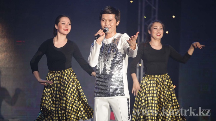 Ернар Айдар: Оқушы кезден бері шынайы ғашық болып көрмедім