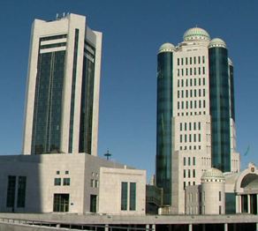 Депутаты Мажилиса одобрили поправки по вопросам защиты права собственности